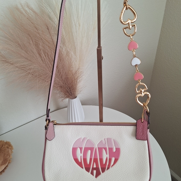 🩷 COACH NOLITA 19  WITH STRIPE HEART MOTIF + Heart Chain - Picture 3 of 6